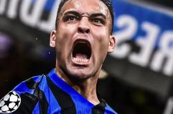  瑞士队前途光明！，纳达尔新星败北表现突出观众掌声雷动