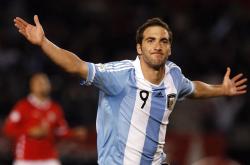 快船带队取胜！，穆古鲁扎重要时刻刷新纪录气势如虹延续