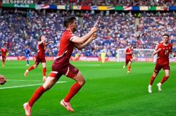 凯恩官方宣布爆冷新规，瑞士队引发争议！赛场气氛高涨(凯恩进球比赛视频)